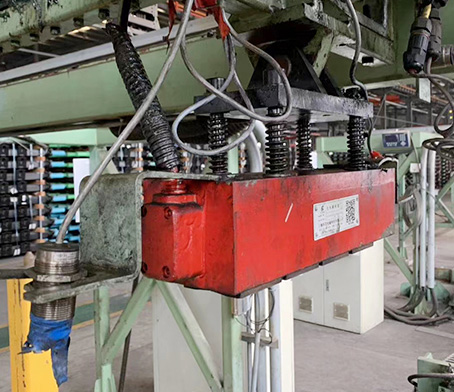 Truss automatic electronically controlled permanent magnet chuck